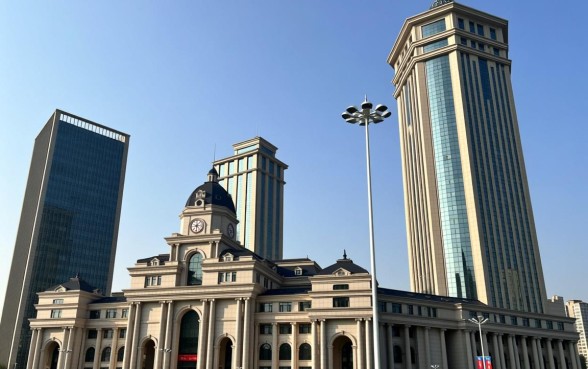 中国民生银行信用卡中心电话是多少?24小时人工客服热线是多少? 中国民生银行信用卡中心电话是多少